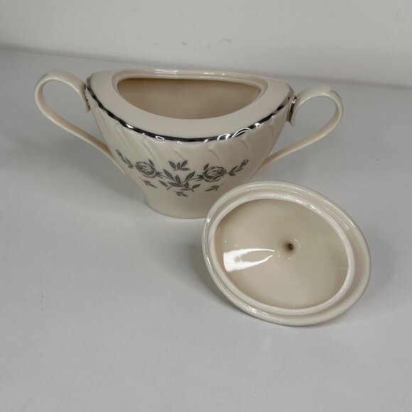 Lenox Rosemont Sugar Bowl With Lid Porcelain with Platinum Trim - Picture 8 of 9